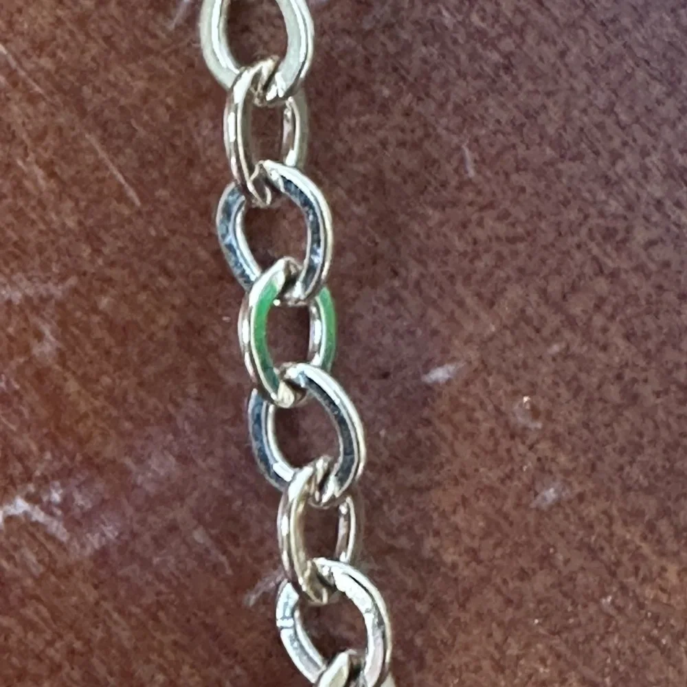 Christian Dior Necklace Pendant
CD Logo - Picture 10 of 10